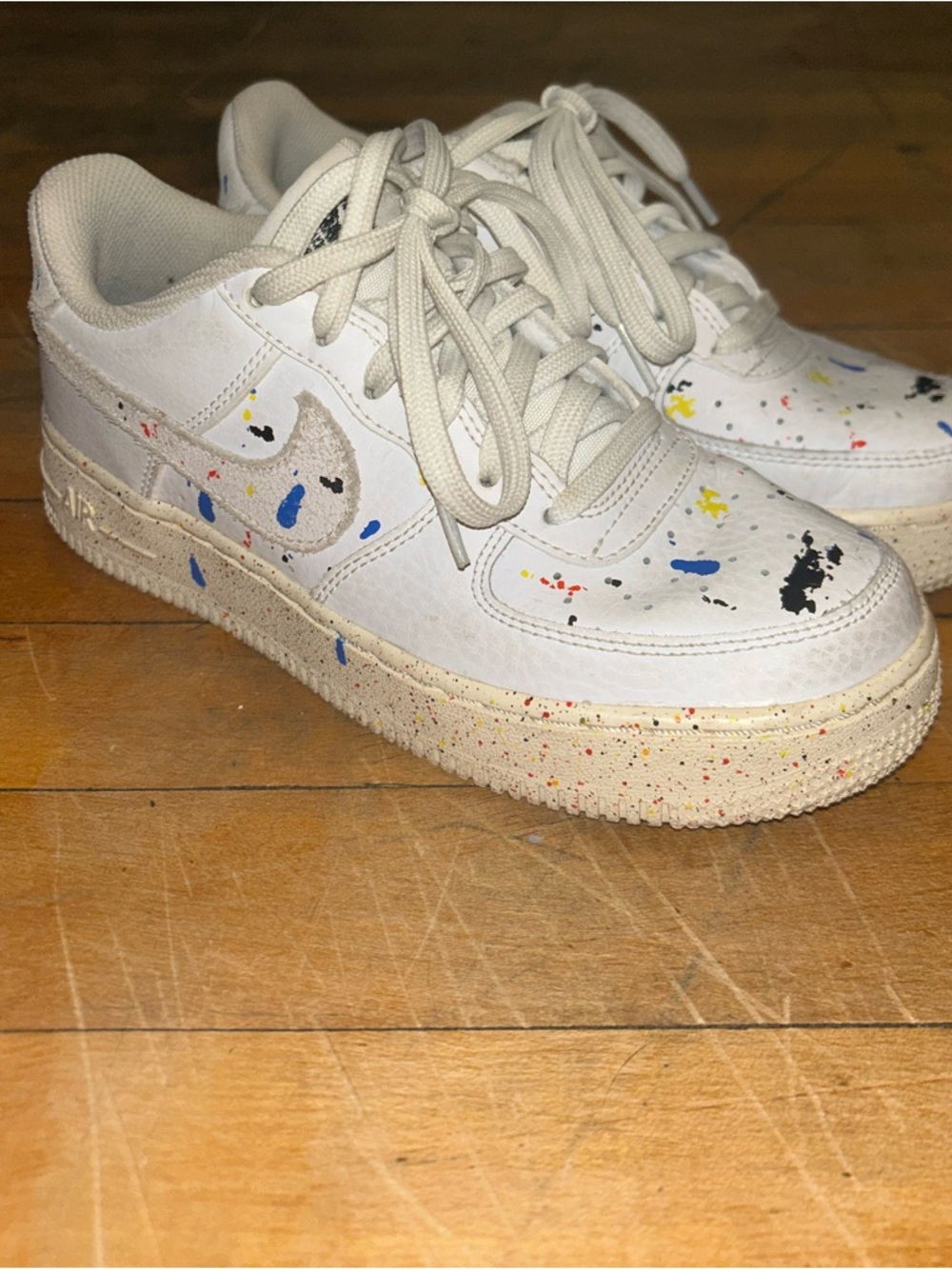 Nike Air Force 1 '07 LV8 Paint Splatter in white